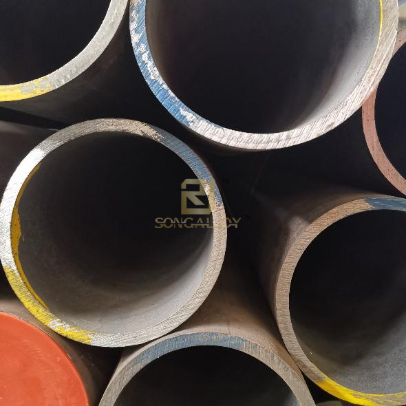 steel pipe.jpg