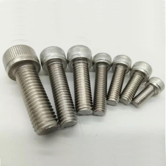 สลักเกลียว DIN912 หกเหลี่ยม