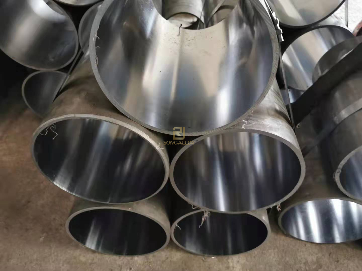 ท่อเหล็กแม่นยำ