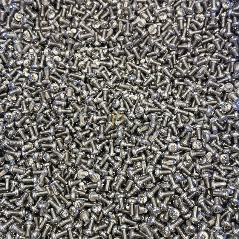 สกรูหัวกระทะสแตนเลส